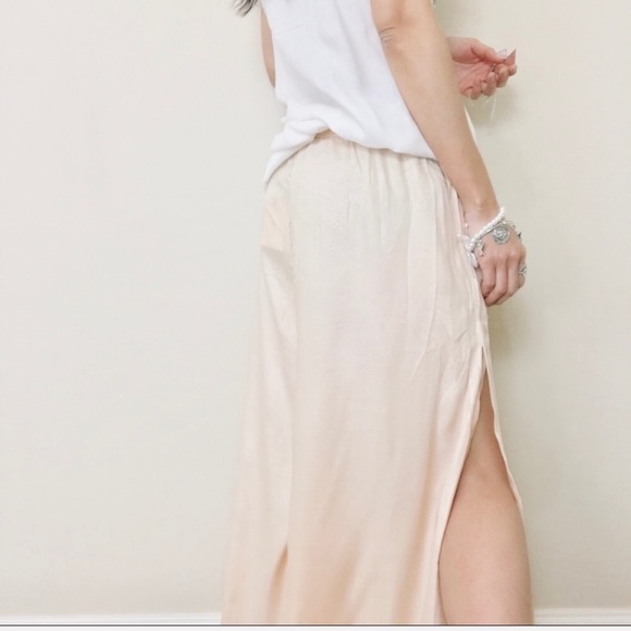 $195 brand new onia pants - Picture 6 of 8